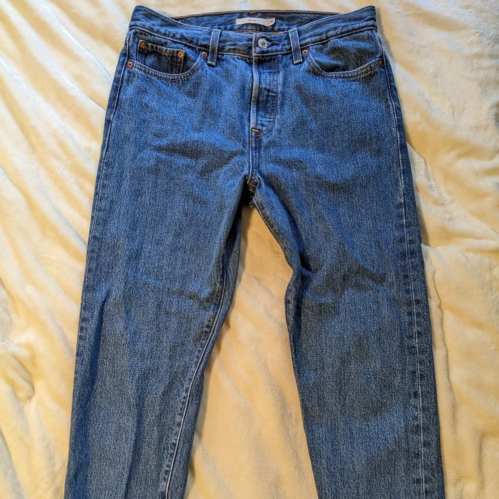 Levi's Woman's High Waisted Wedgie Fit SZ 29